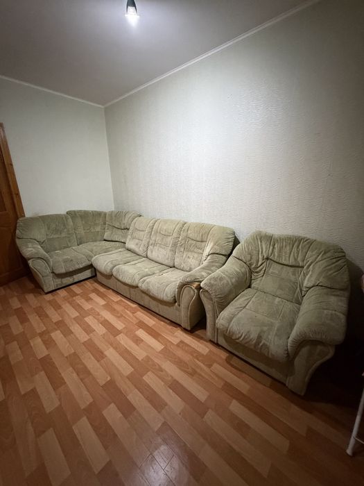 Отдам диван бесплатно