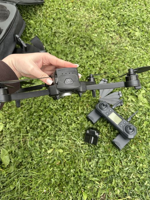 drona  XMR/C cu telecomanda