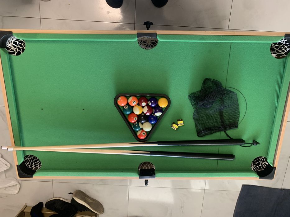 Masa de joc  15 in 1, biliard, foosball, hochei, tenis de masa, sah si multe alte jocuri