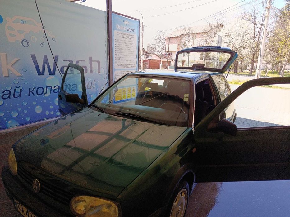 Продавам GOLF III