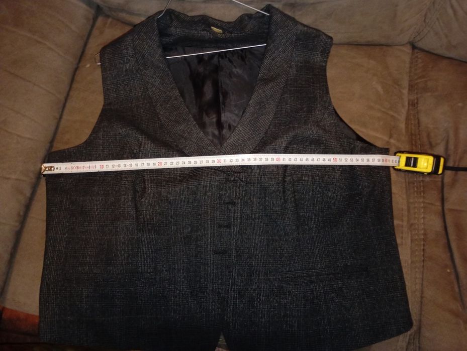 Комплект дамско сако с елек