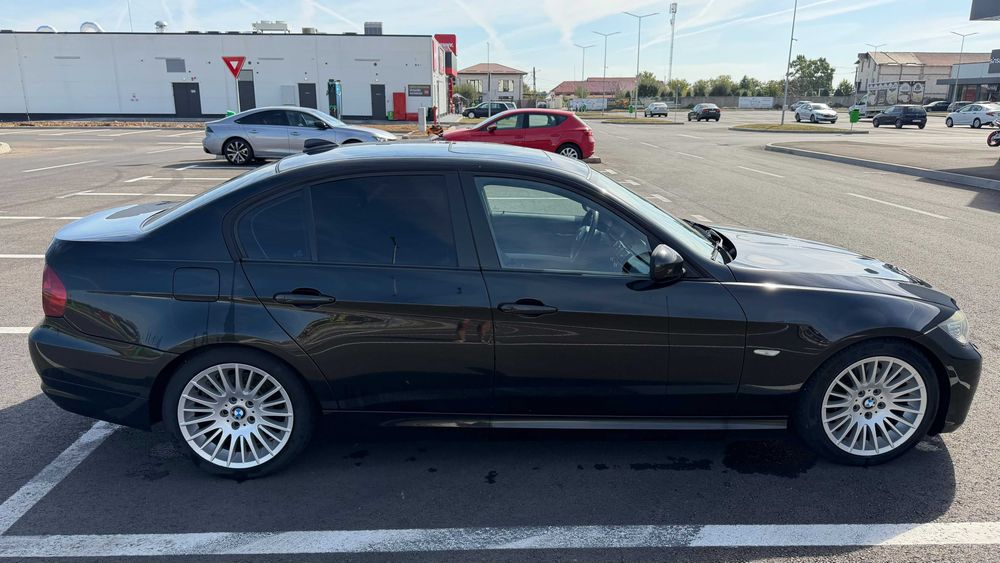 BMW E90 320d LCI 2010