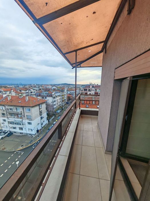 Продава се Двустаен апартамент в Бургас, Възраждане - 92 кв.м за 948 €/кв.м - Снимка #2