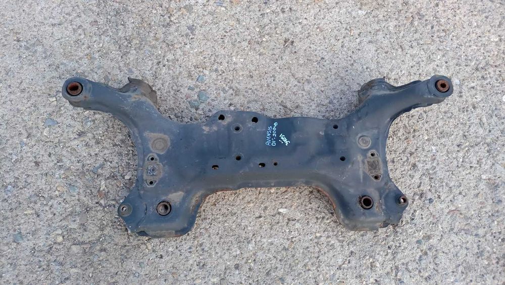 Преден мост Toyota Avensis 2.0D4D 2001г.