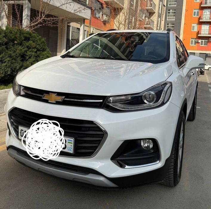 Автомобиль Tracker 1