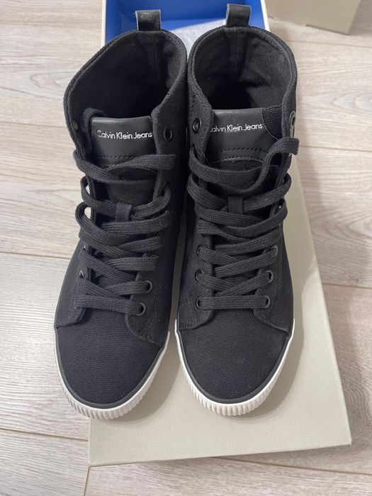 Sneakeri noi Calvin Klein 38