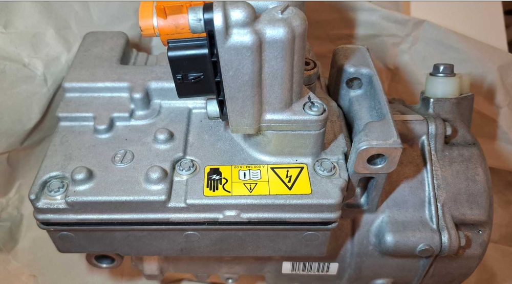 Compresor Aer Condiționat DENSO 926000134R, NOU