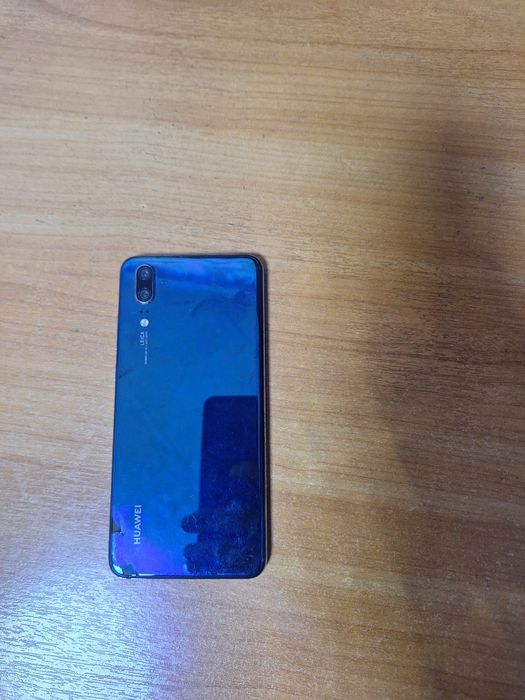 Продам Huawei p20