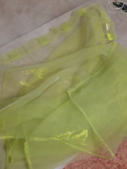 Perdea verde matase bucatarie