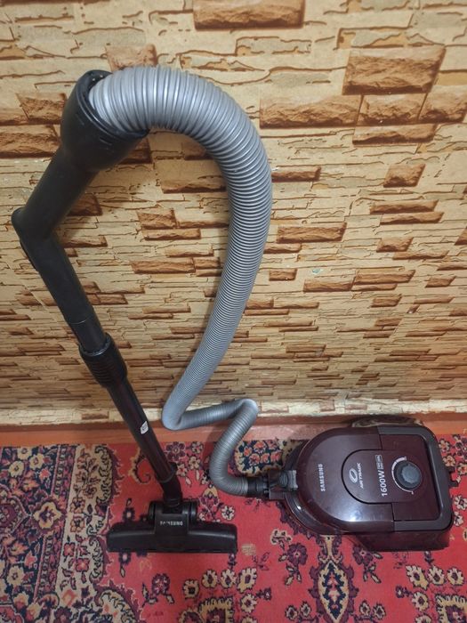 Пылесос Самсунг 1600Wв
