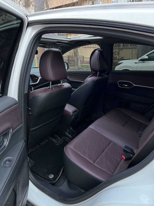 Продаётся электромобиль HONDA MNV 2021 год пробег 45 000 км