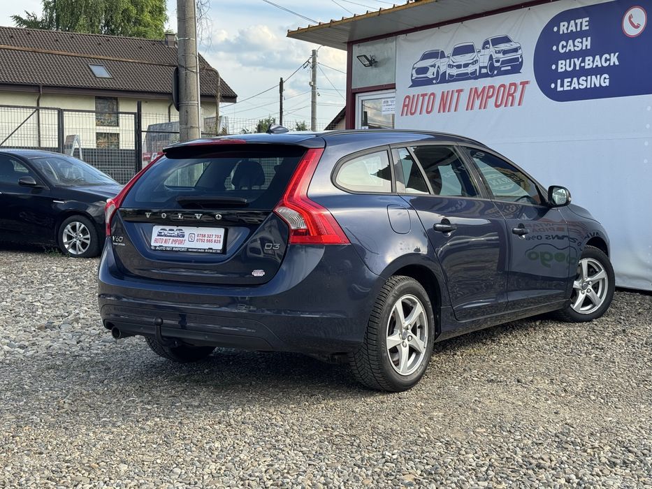 VOLVO V60 2015 — imagine 2