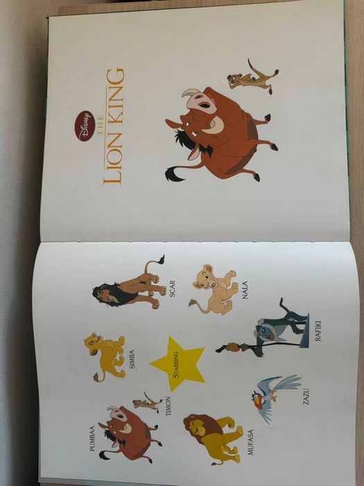 Carte Disney cu 8 povești – Magical Story Treasury, hardcover, engleză, 240 pagini