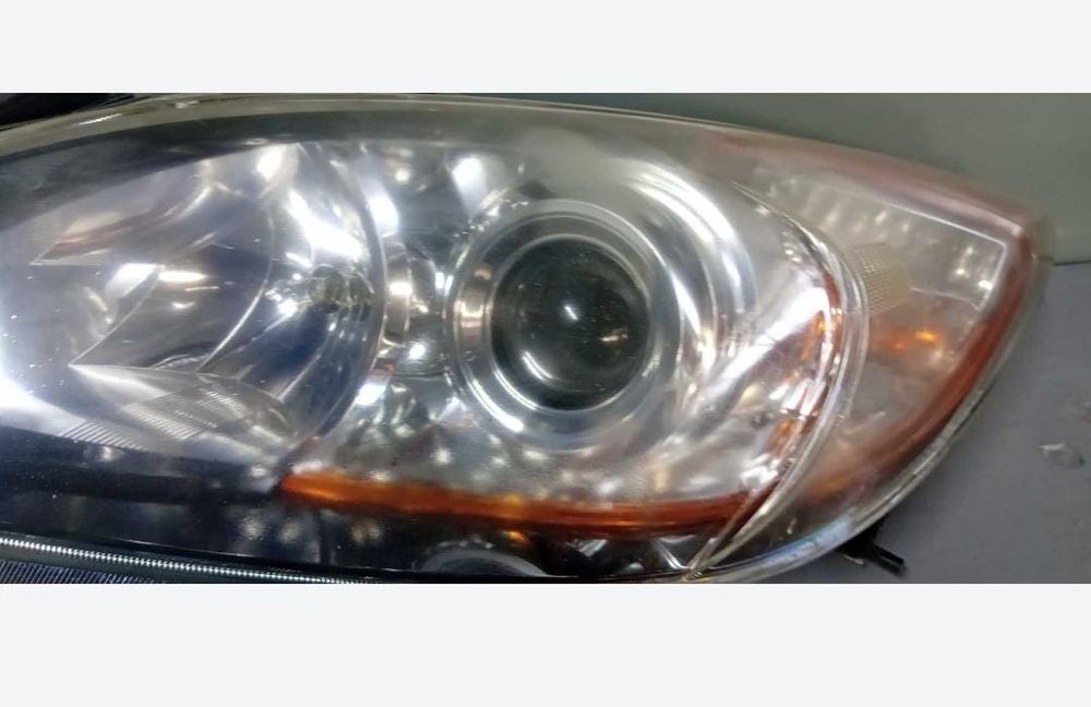 Far Stanga Dreapta Mazda 3 cu Lupa European PRET PE BUCATA