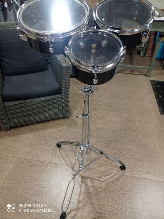 Бонгоси . Барабани .Перкусии