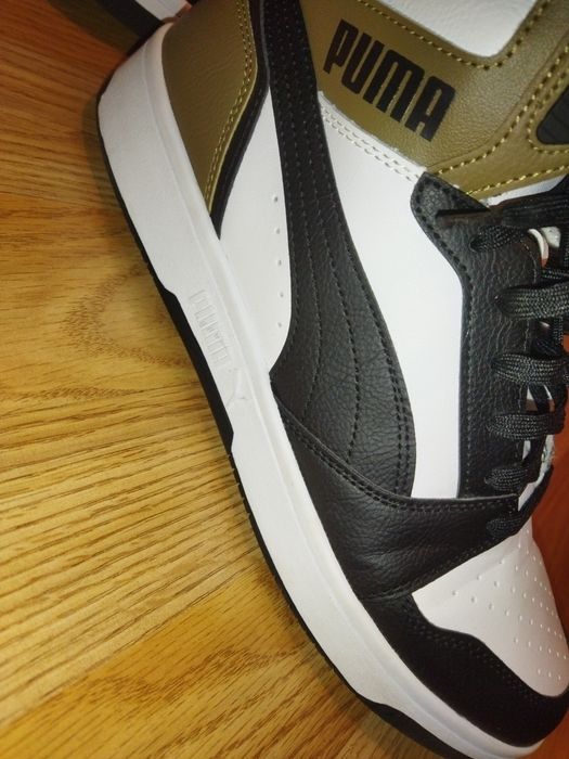 Чисто нови мъжки обувки Puma за зимата 44 номер