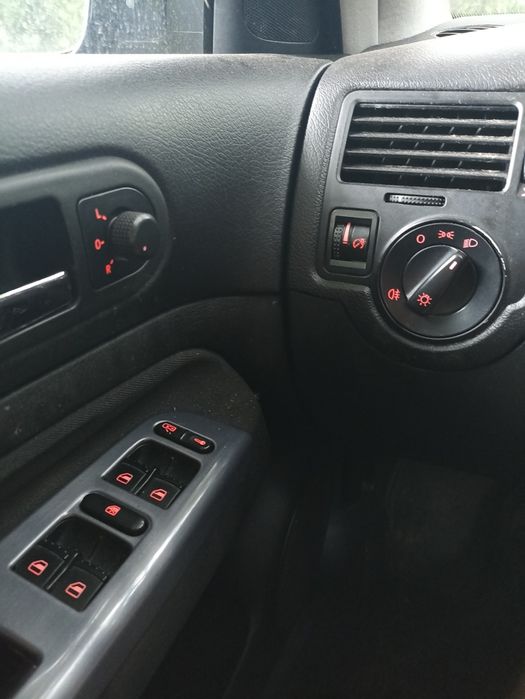 Ofer spre vânzare VW  Bora 1.6 Fsi