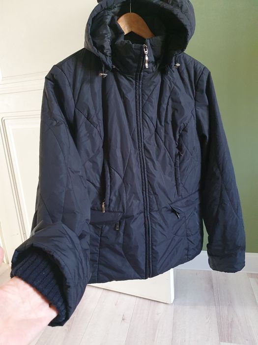 Куртка,за 2000 тенге