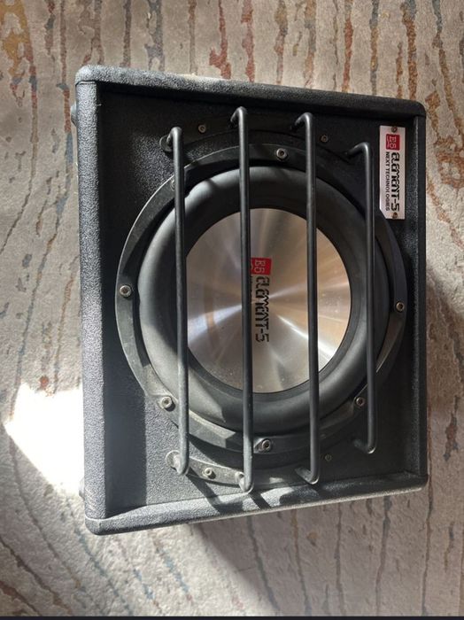 Продам сабвуфер в идеальном состоянии