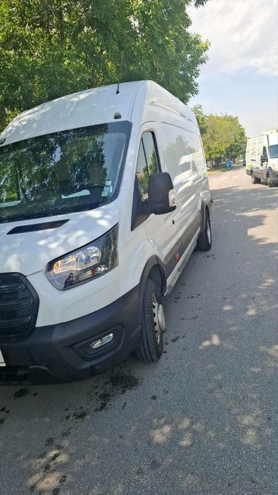 Бус Ford Transit