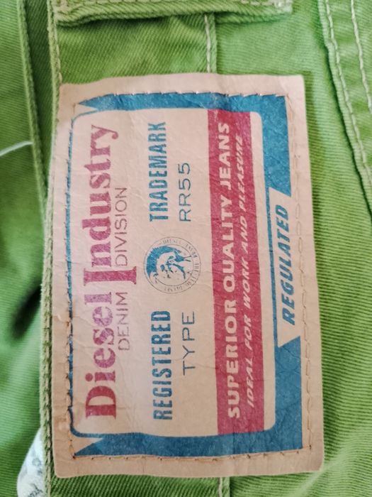 Джинсы Diesel вельветовые