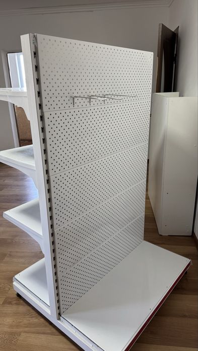 Продам оборудование для магазина