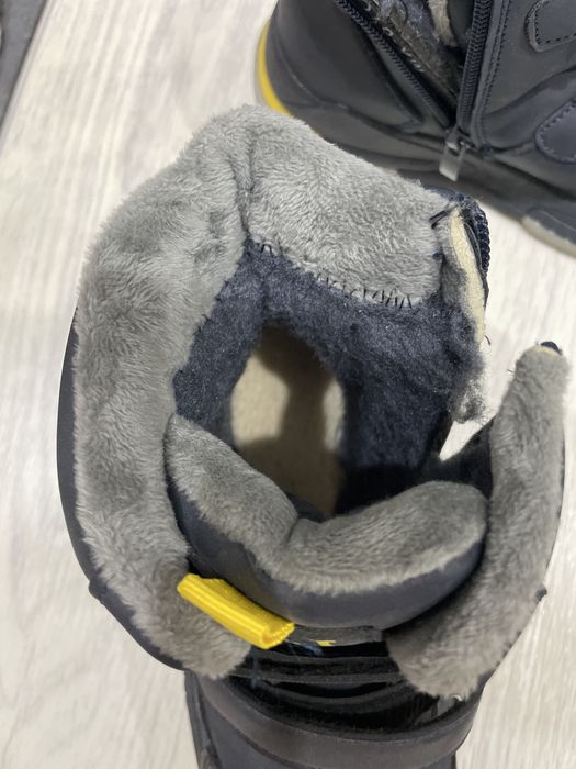 Продам сапоги  для мальчика