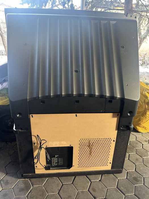 Продам телевизор