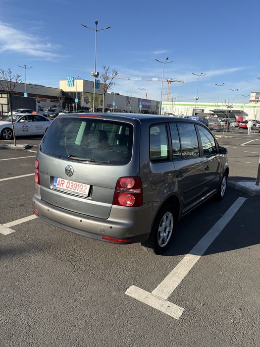 VOLKSWAGEN Touran 2007 — imagine 3