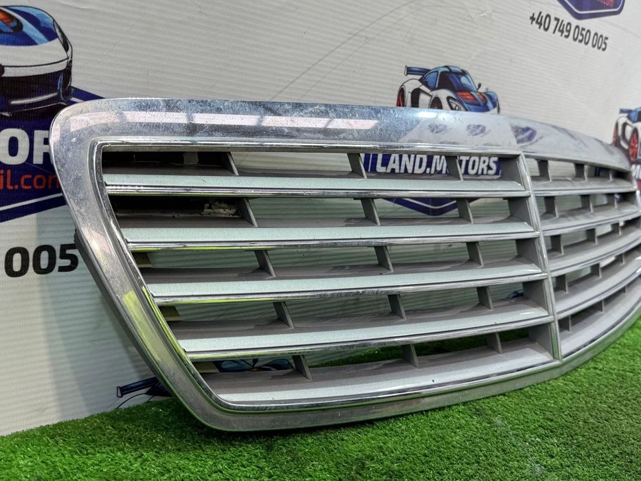 GRILA RADIATOR MERCEDES BENZ W211 E280 CDI 2006 COD OEM A2118800383 2002-2009