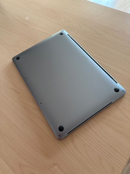 Macbook Pro, 16 inch, 2019, Space Gray, 2.6 Ghz, RAM 32GB, SSD 512GB