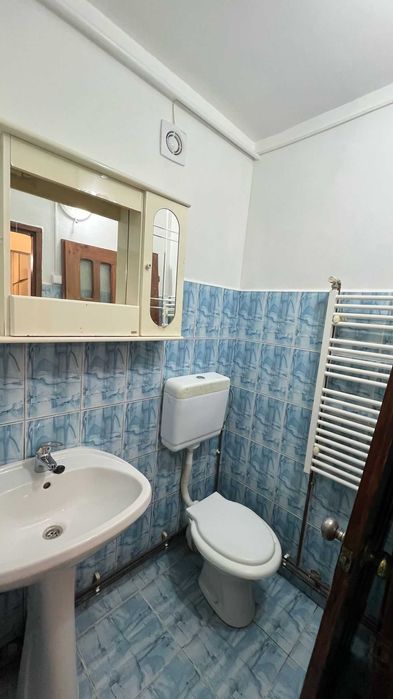 Inchiriez sau vand apartament