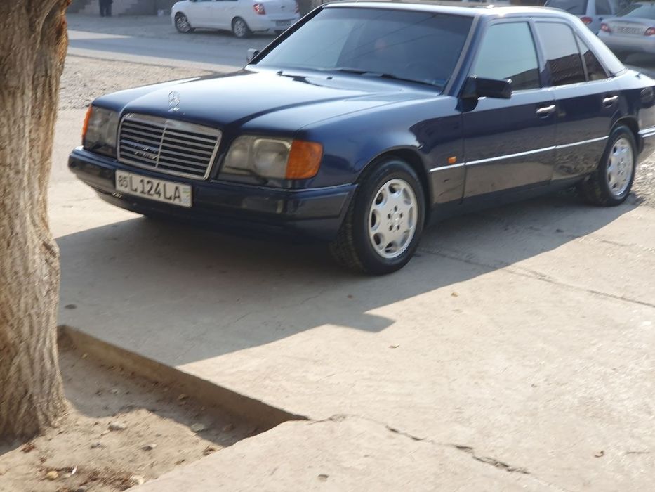 Mercedes-benz w124