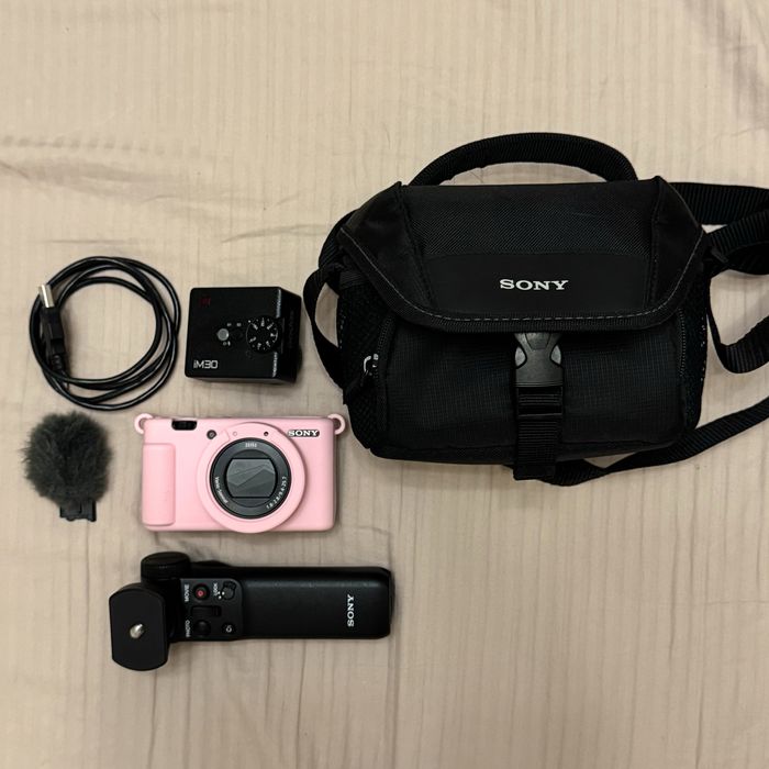 Продаю камеру Sony zv1