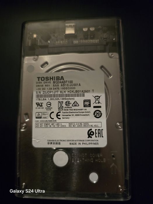 Продавам хард диск Toshiba 1TB