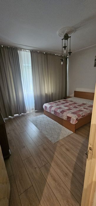 Apartament de inchiriat