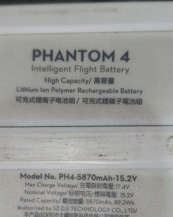 Квадрокоптер Dji Fantom4 Pro