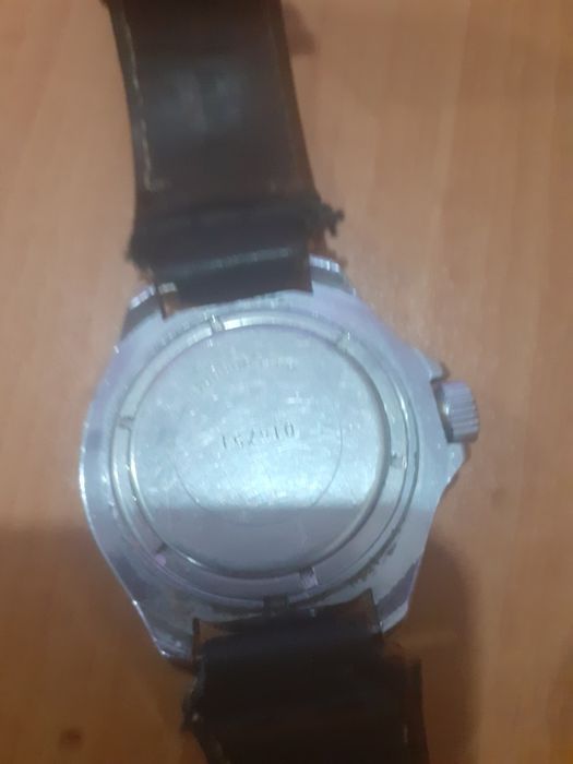 Часы наручные механические