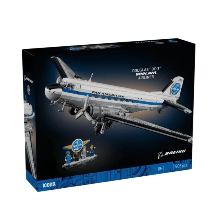 Самолет Лего "Douglas DC-3" компании Pan American
