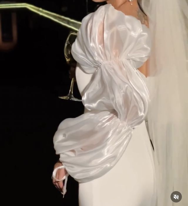 Свадебное платье