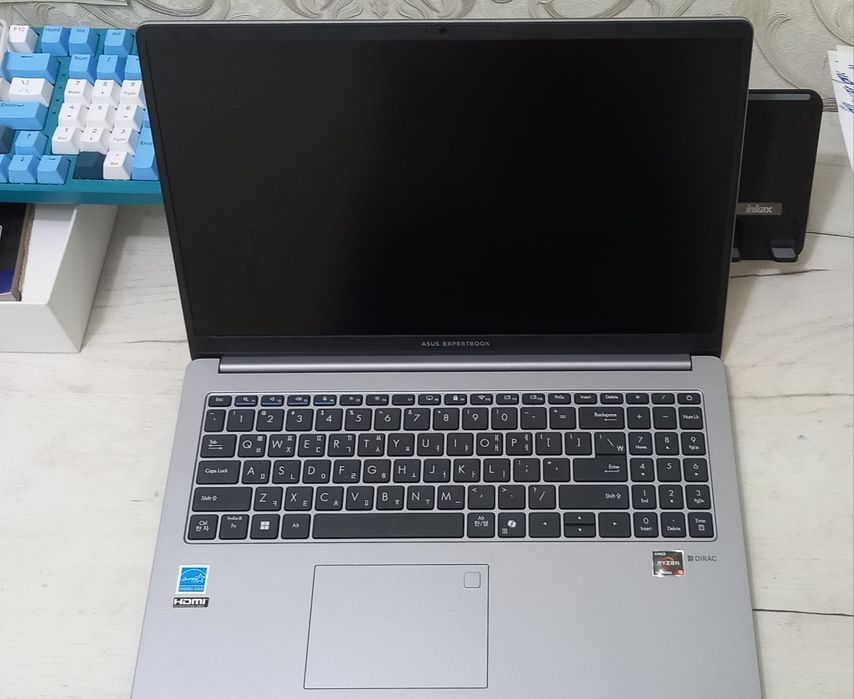 Asus ExpertBook 15.6" FHD IPS | Ryzen 5 7535HS | 8GB DDR5 | 512GB SSD