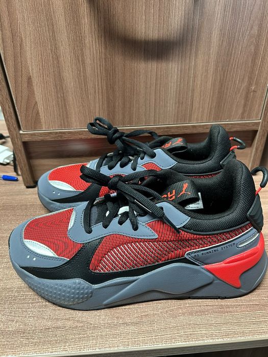 Кроссовки. Новые. Бренд PUMA