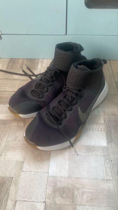 Дамски Обувки Nike 40.5 номер