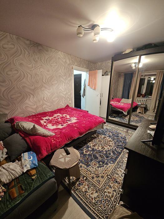 Продам 1,5 комнатную квартиру
