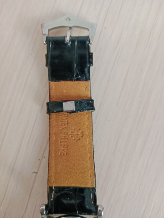 Продам наручные часы мужские