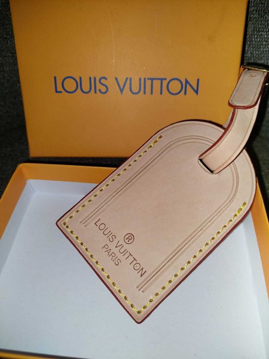Suport etichetă Louis Vuitton