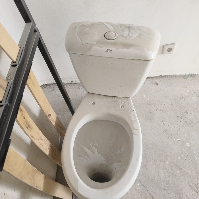 Унитаз б/у в хорошо состояний