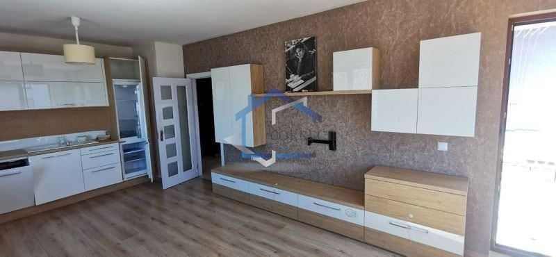 Дава се под наем Двустаен апартамент в Варна, Възраждане 3 - 60 кв.м за 408 € - Снимка #3