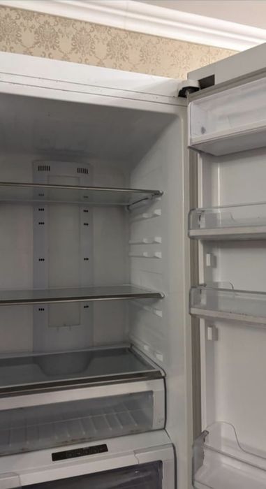 Продам стиральную машинку, холодильник