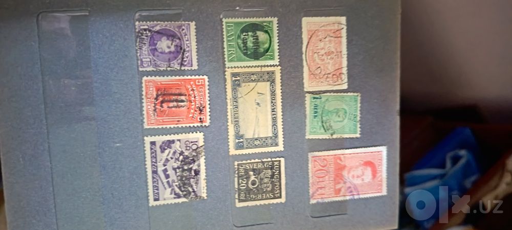 Коллекция почтовых марок, начиная с выпущенной в 1927 году